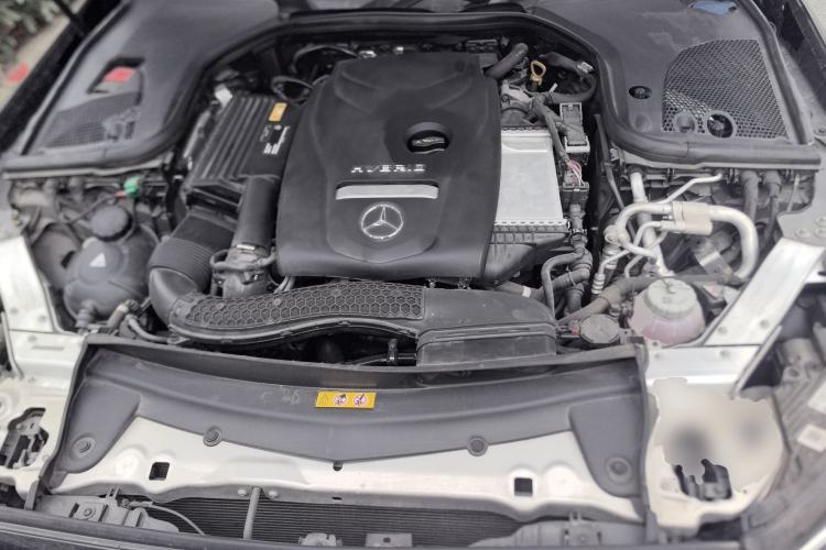 Used Mercedes-Benz E-Class New Energy 2023 E 350 e L Plug-in Hybrid Sedan Engine Bay