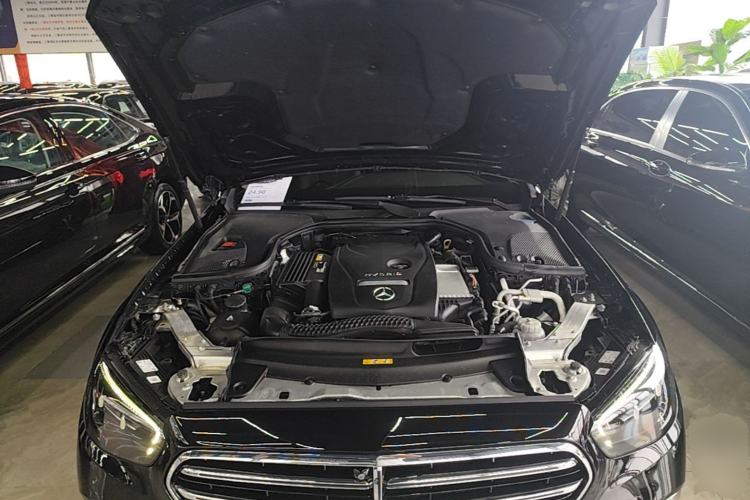 Used Mercedes-Benz E-Class New Energy 2023 E 350 e L Plug-in Hybrid Sedan Engine Bay
