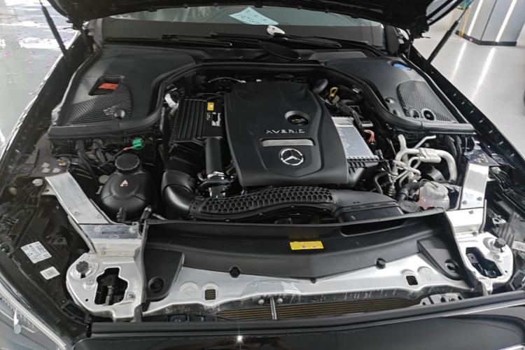 Used Mercedes-Benz E-Class New Energy 2023 E 350 e L Plug-in Hybrid Sedan Engine Bay
