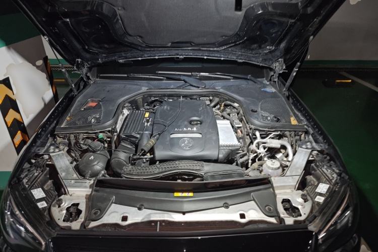 Used Mercedes-Benz E-Class New Energy 2023 E 350 e L Plug-in Hybrid Sedan Engine Bay