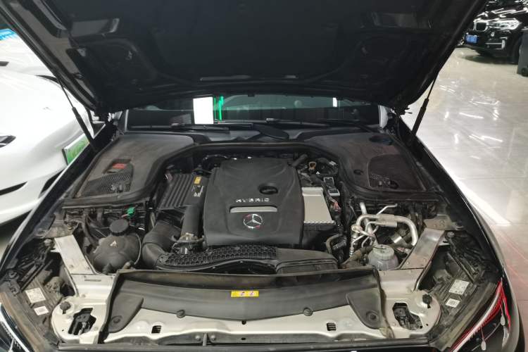 Used Mercedes-Benz E-Class New Energy 2023 E 350 e L Plug-in Hybrid Sedan Engine Bay