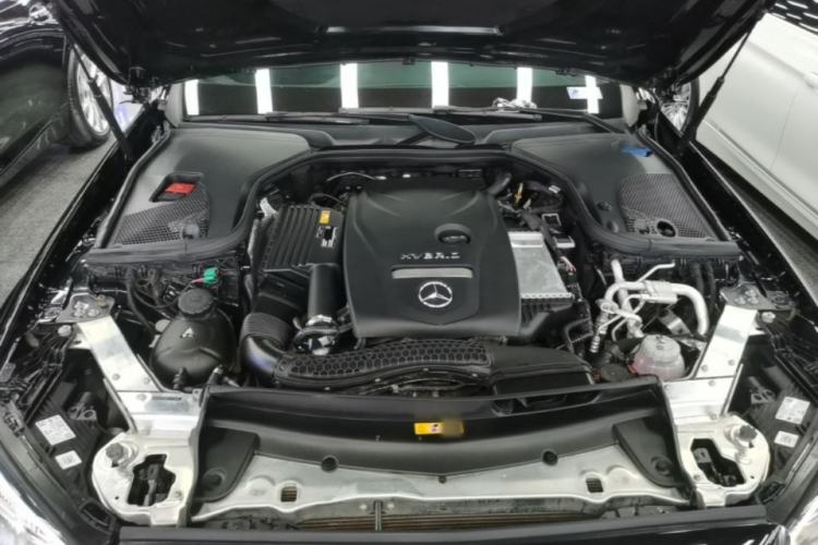 Used Mercedes-Benz E-Class New Energy 2023 E 350 e L Plug-in Hybrid Sedan Engine Bay
