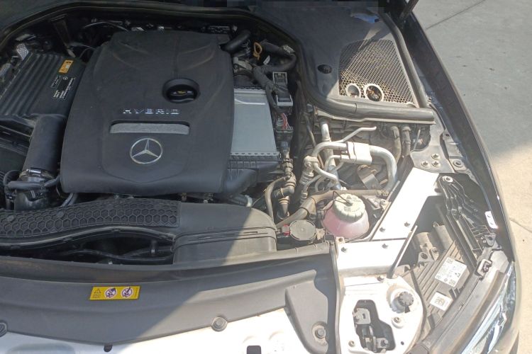 Used Mercedes-Benz E-Class New Energy 2023 E 350 e L Plug-in Hybrid Sedan Engine Bay Left