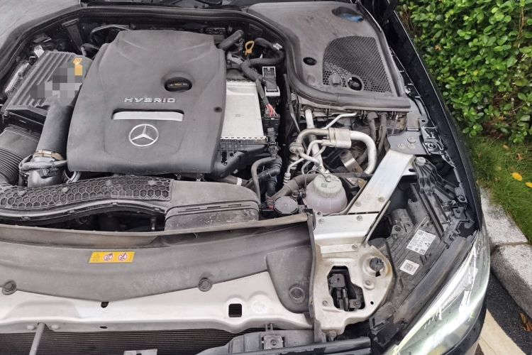 Used Mercedes-Benz E-Class New Energy 2023 E 350 e L Plug-in Hybrid Sedan Engine Bay Left