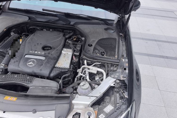 Used Mercedes-Benz E-Class New Energy 2023 E 350 e L Plug-in Hybrid Sedan Engine Bay Left