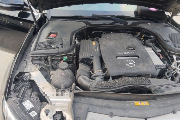 Used Mercedes-Benz E-Class New Energy 2023 E 350 e L Plug-in Hybrid Sedan Engine Bay Right