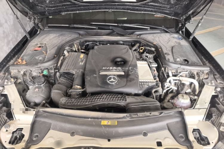 Used Mercedes-Benz E-Class New Energy 2023 E 350 e L Plug-in Hybrid Sedan Engine Bay