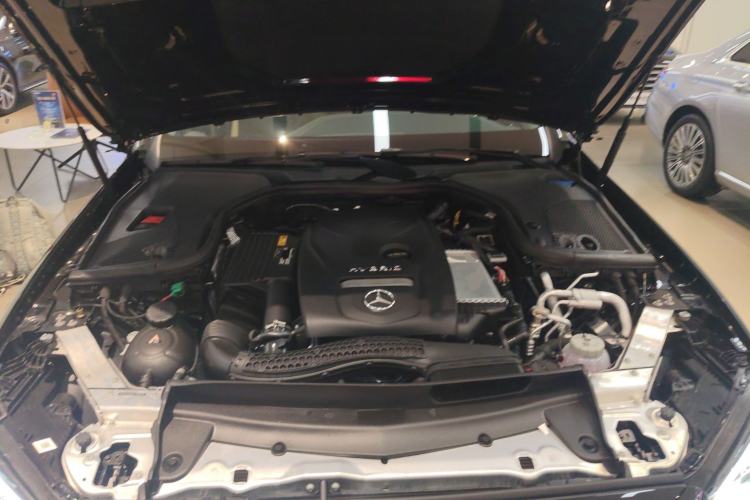 Used Mercedes-Benz E-Class New Energy 2023 E 350 e L Plug-in Hybrid Sedan Engine Bay
