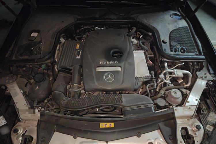 Used Mercedes-Benz E-Class New Energy 2023 E 350 e L Plug-in Hybrid Sedan Engine Bay