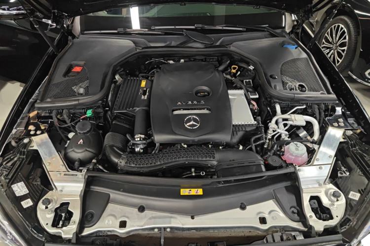 Used Mercedes-Benz E-Class New Energy 2023 E 350 e L Plug-in Hybrid Sedan Engine Bay