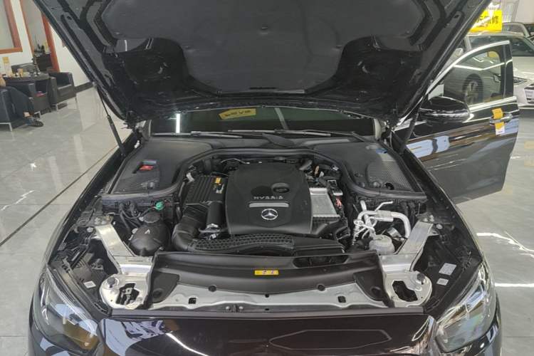 Used Mercedes-Benz E-Class New Energy 2023 E 350 e L Plug-in Hybrid Sports Sedan Engine Bay