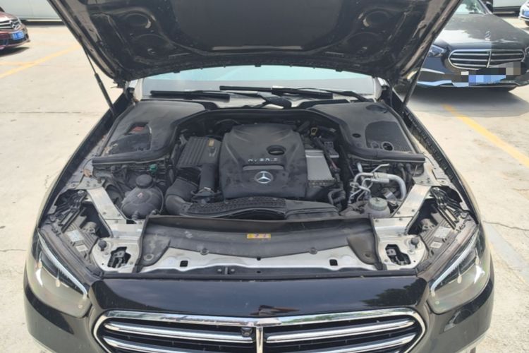 Used Mercedes-Benz E-Class New Energy 2023 E 350 e L Plug-in Hybrid Sedan Engine Bay