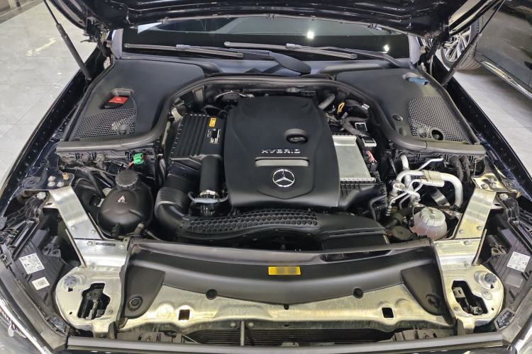 Used Mercedes-Benz E-Class New Energy 2023 E 350 e L Plug-in Hybrid Sports Sedan Engine Bay
