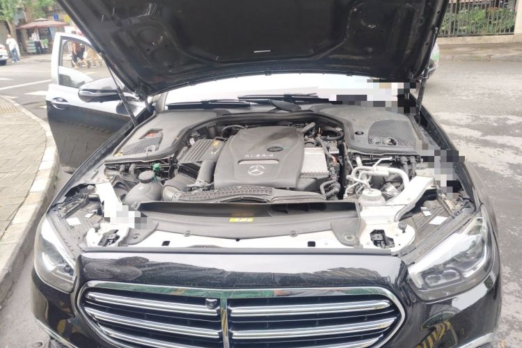 Used Mercedes-Benz E-Class New Energy 2023 E 350 e L Plug-in Hybrid Sedan Engine Bay
