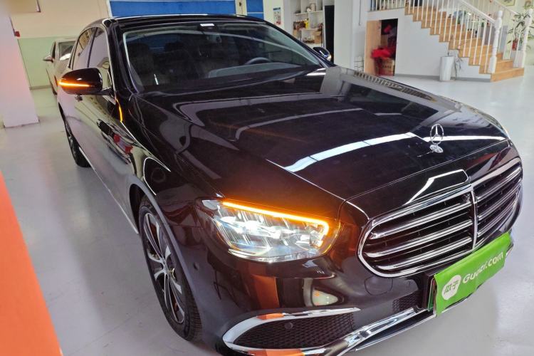 Used Mercedes-Benz E-Class New Energy 2023 E 350 e L Plug-in Hybrid Sedan Exterior 2