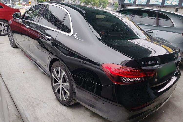 Used Mercedes-Benz E-Class New Energy 2023 E 350 e L Plug-in Hybrid Sports Sedan Exterior 2