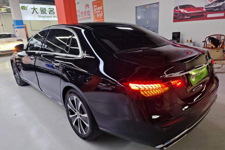 Used Mercedes-Benz E-Class New Energy 2023 E 350 e L Plug-in Hybrid Sedan Exterior 3