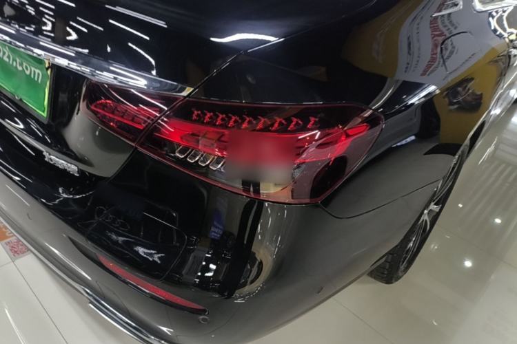 Used Mercedes-Benz E-Class New Energy 2023 E 350 e L Plug-in Hybrid Sedan Exterior 3
