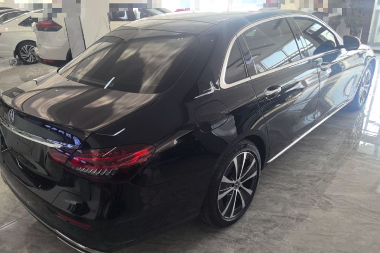 Used Mercedes-Benz E-Class New Energy 2023 E 350 e L Plug-in Hybrid Sedan Exterior 3
