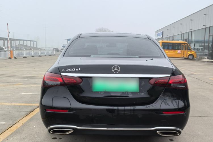 Used Mercedes-Benz E-Class New Energy 2023 E 350 e L Plug-in Hybrid Sedan Exterior 4