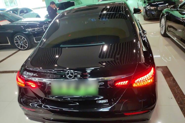 Used Mercedes-Benz E-Class New Energy 2023 E 350 e L Plug-in Hybrid Sports Sedan Exterior 4