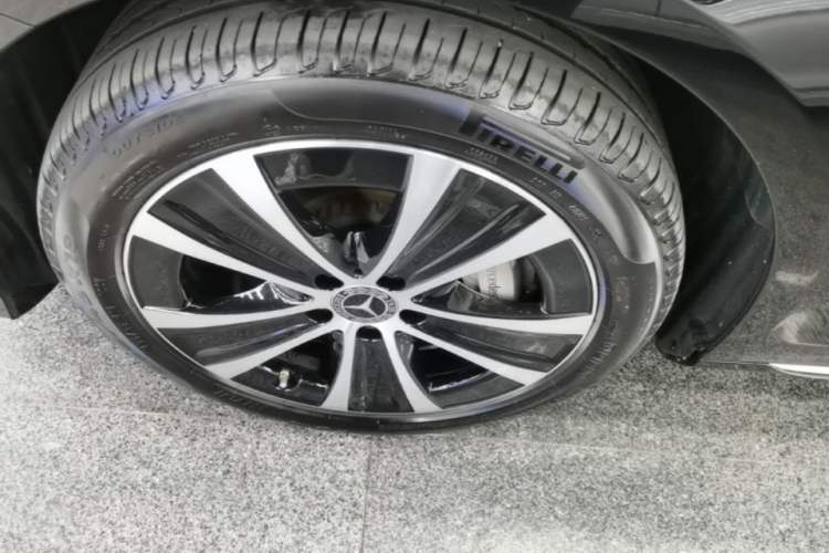 Used Mercedes-Benz E-Class New Energy 2023 E 350 e L Plug-in Hybrid Sedan Exterior 4