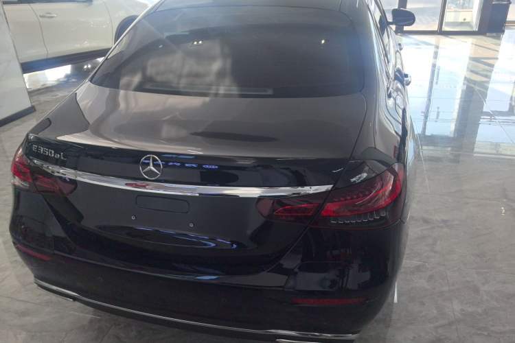 Used Mercedes-Benz E-Class New Energy 2023 E 350 e L Plug-in Hybrid Sedan Exterior 4