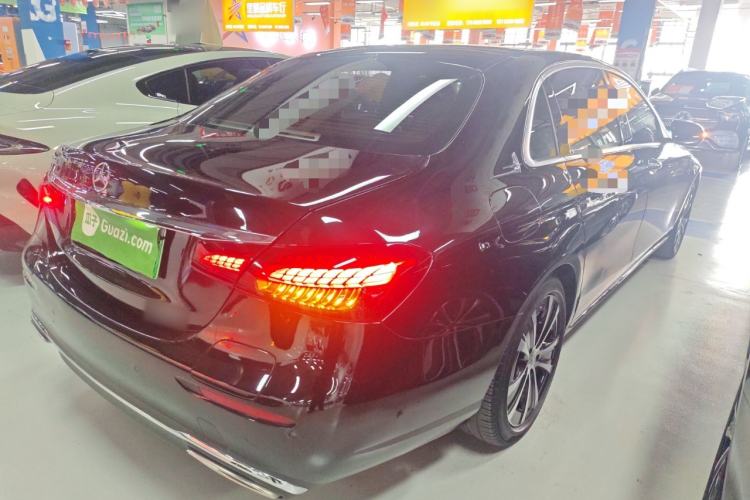 Used Mercedes-Benz E-Class New Energy 2023 E 350 e L Plug-in Hybrid Sedan Exterior 5