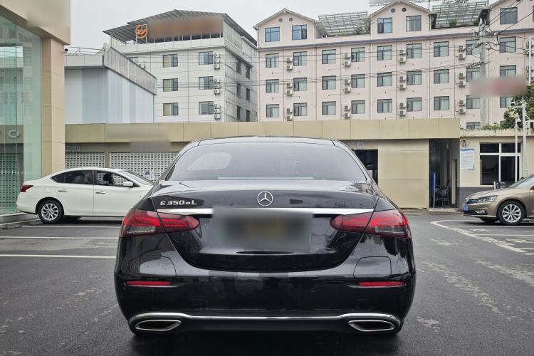Used Mercedes-Benz E-Class New Energy 2023 E 350 e L Plug-in Hybrid Sedan Exterior 7