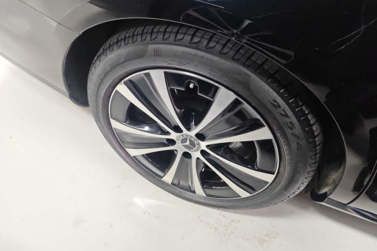 Used Mercedes-Benz E-Class New Energy 2023 E 350 e L Plug-in Hybrid Sedan Exterior 8