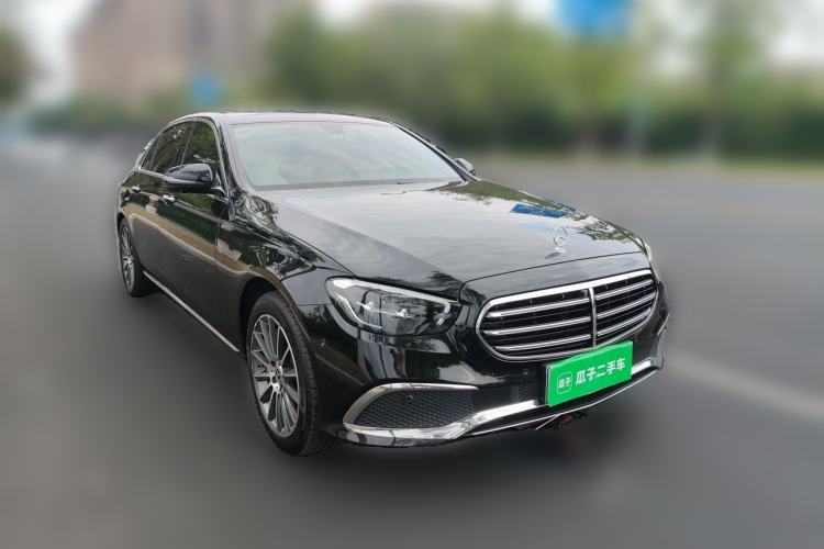 Used Mercedes-Benz E-Class New Energy 2023 E 350 e L Plug-in Hybrid Sedan Front Right 45 Deg