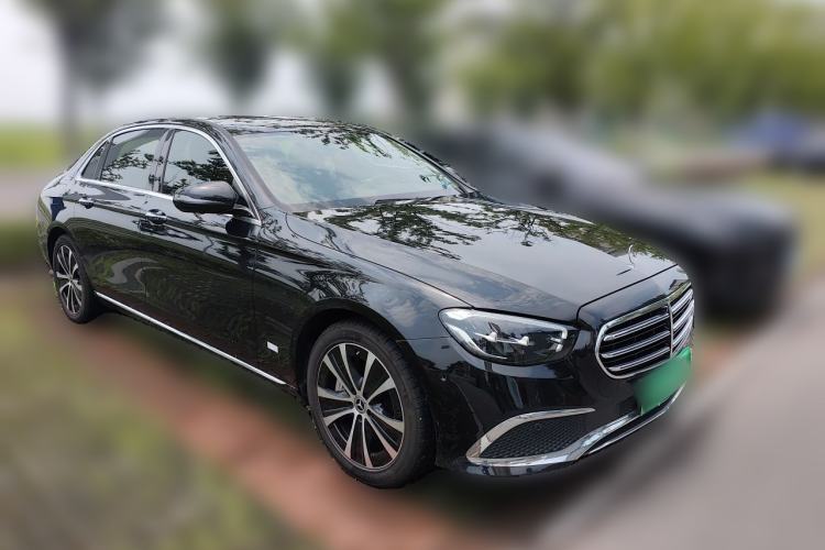 Used Mercedes-Benz E-Class New Energy 2023 E 350 e L Plug-in Hybrid Sedan Front Right 45 Deg
