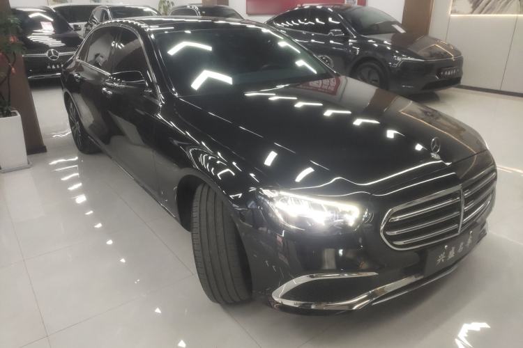Used Mercedes-Benz E-Class New Energy 2023 E 350 e L Plug-in Hybrid Sedan Front Right 45 Deg