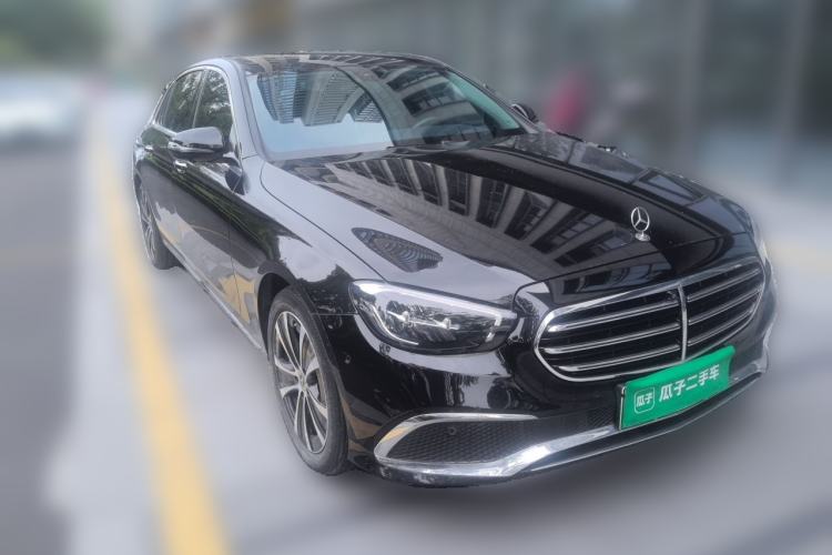 Used Mercedes-Benz E-Class New Energy 2023 E 350 e L Plug-in Hybrid Sedan Front Right 45 Deg
