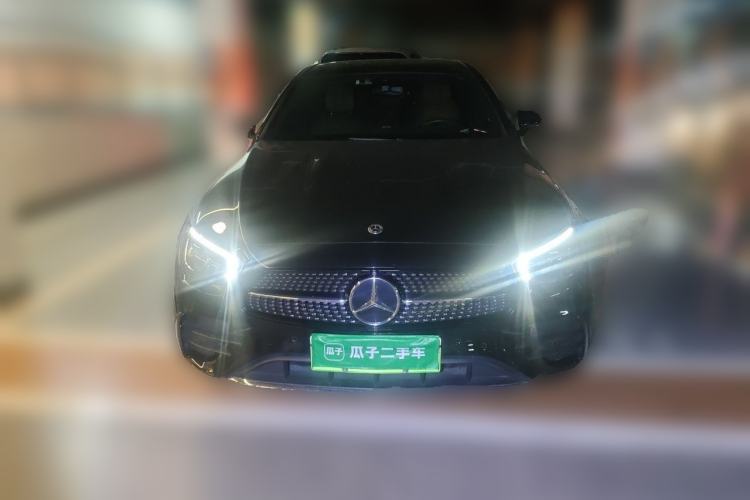Used Mercedes-Benz E-Class New Energy 2023 E 350 e L Plug-in Hybrid Sports Sedan Front