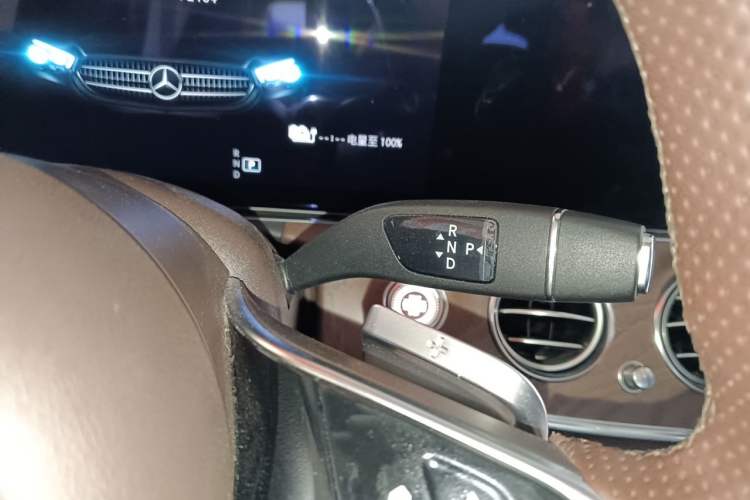 Used Mercedes-Benz E-Class New Energy 2023 E 350 e L Plug-in Hybrid Sedan Gear Lever