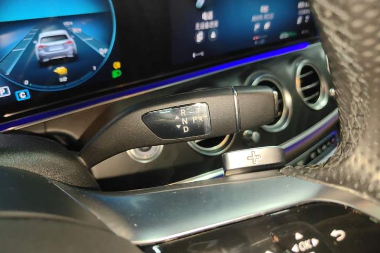 Used Mercedes-Benz E-Class New Energy 2023 E 350 e L Plug-in Hybrid Sports Sedan Gear Lever