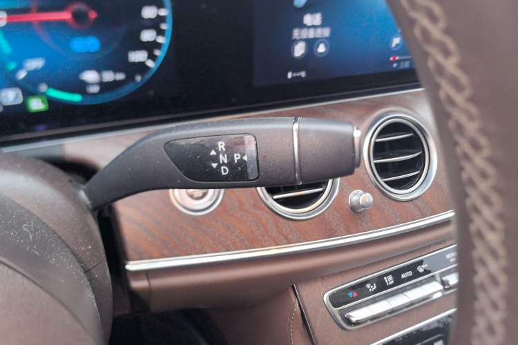 Used Mercedes-Benz E-Class New Energy 2023 E 350 e L Plug-in Hybrid Sedan Gear Lever