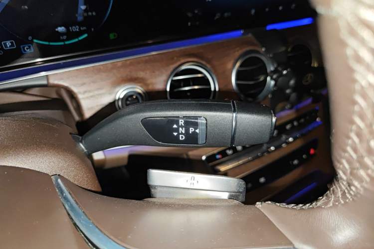 Used Mercedes-Benz E-Class New Energy 2023 E 350 e L Plug-in Hybrid Sedan Gear Lever