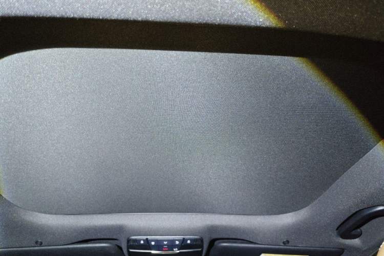 Used Mercedes-Benz E-Class New Energy 2023 E 350 e L Plug-in Hybrid Sports Sedan Headliner