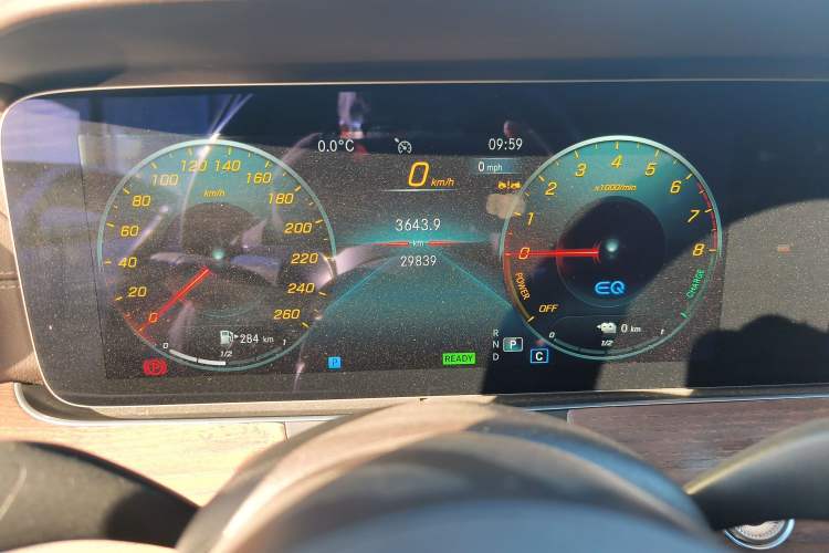 Used Mercedes-Benz E-Class New Energy 2023 E 350 e L Plug-in Hybrid Sedan Instrument Cluster