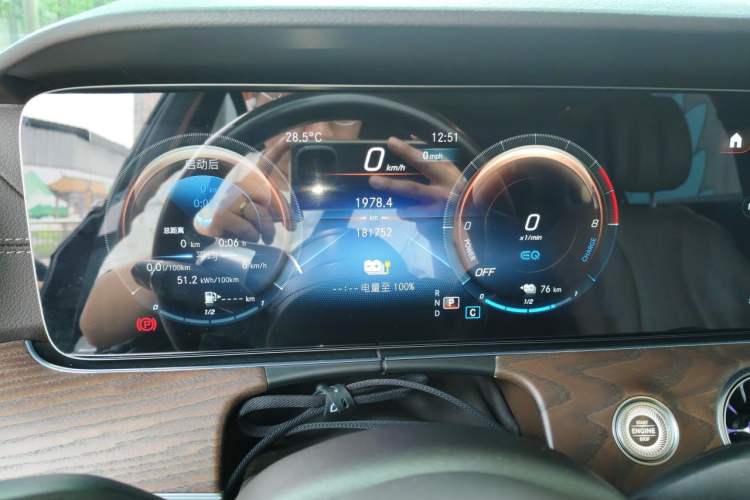 Used Mercedes-Benz E-Class New Energy 2023 E 350 e L Plug-in Hybrid Sedan Instrument Cluster