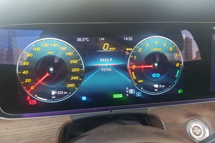 Used Mercedes-Benz E-Class New Energy 2023 E 350 e L Plug-in Hybrid Sedan Instrument Cluster