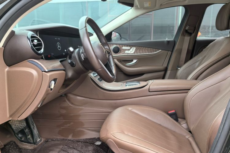 Used Mercedes-Benz E-Class New Energy 2023 E 350 e L Plug-in Hybrid Sedan Interior 2