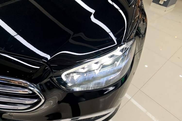 Used Mercedes-Benz E-Class New Energy 2023 E 350 e L Plug-in Hybrid Sedan Left Front Headlight