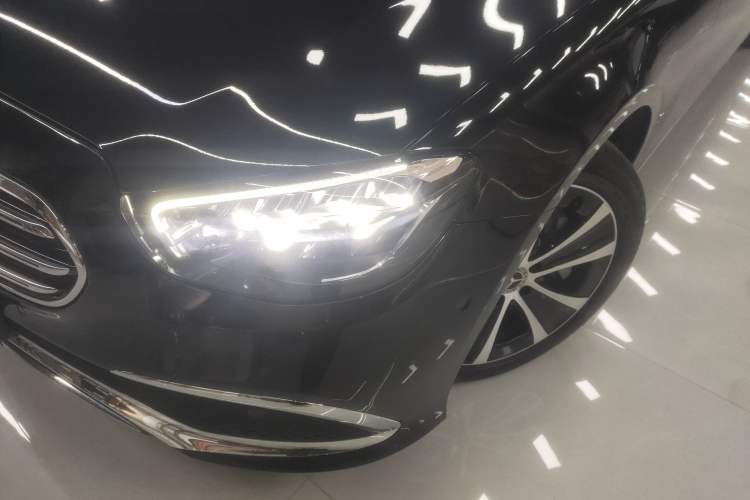Used Mercedes-Benz E-Class New Energy 2023 E 350 e L Plug-in Hybrid Sedan Left Front Headlight
