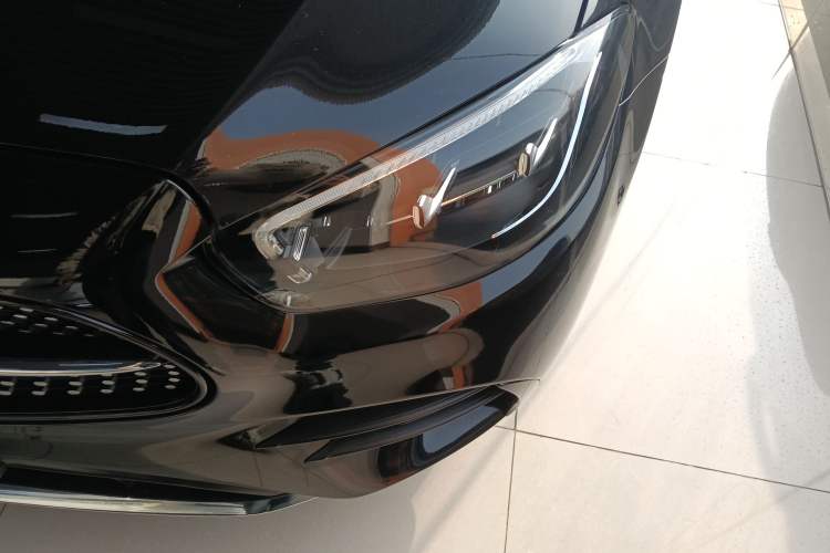 Used Mercedes-Benz E-Class New Energy 2023 E 350 e L Plug-in Hybrid Sports Sedan Left Front Headlight