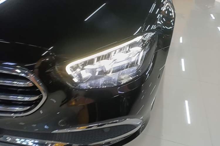 Used Mercedes-Benz E-Class New Energy 2023 E 350 e L Plug-in Hybrid Sedan Left Front Headlight