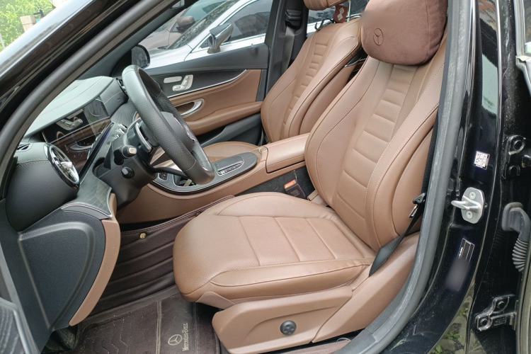 Used Mercedes-Benz E-Class New Energy 2023 E 350 e L Plug-in Hybrid Sports Sedan Left Front Seat