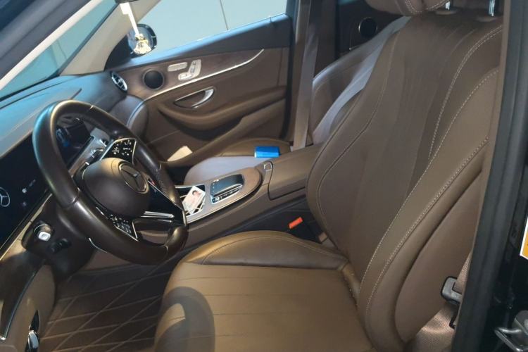 Used Mercedes-Benz E-Class New Energy 2023 E 350 e L Plug-in Hybrid Sedan Left Front Seat